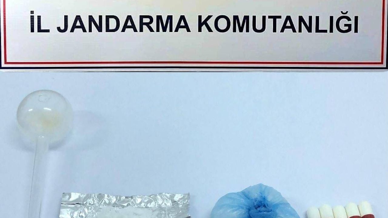 Kırıkkale'de jandarma operasyonu: Uyuşturucuyla yakalanan şahıs tutuklandı