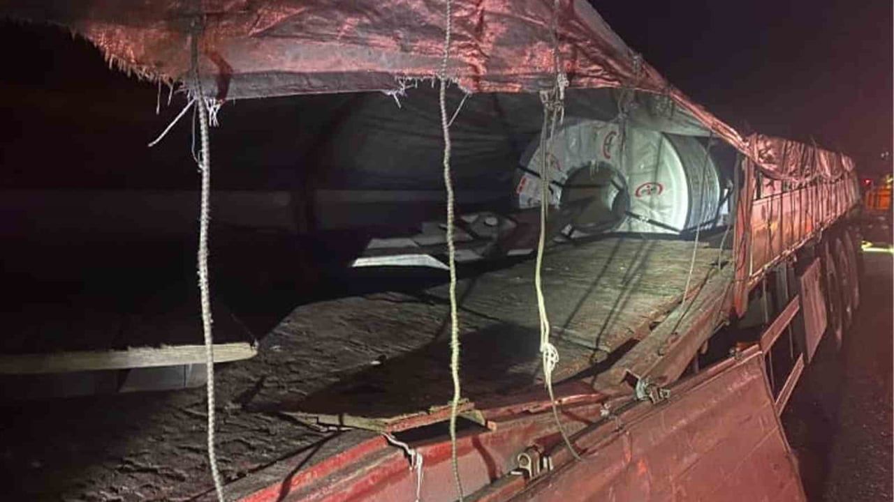 Kırıkkale'de Yaban Domuzu Kaçışı: Tır Devrildi, Demir Plaka Başka Tıra Çarptı