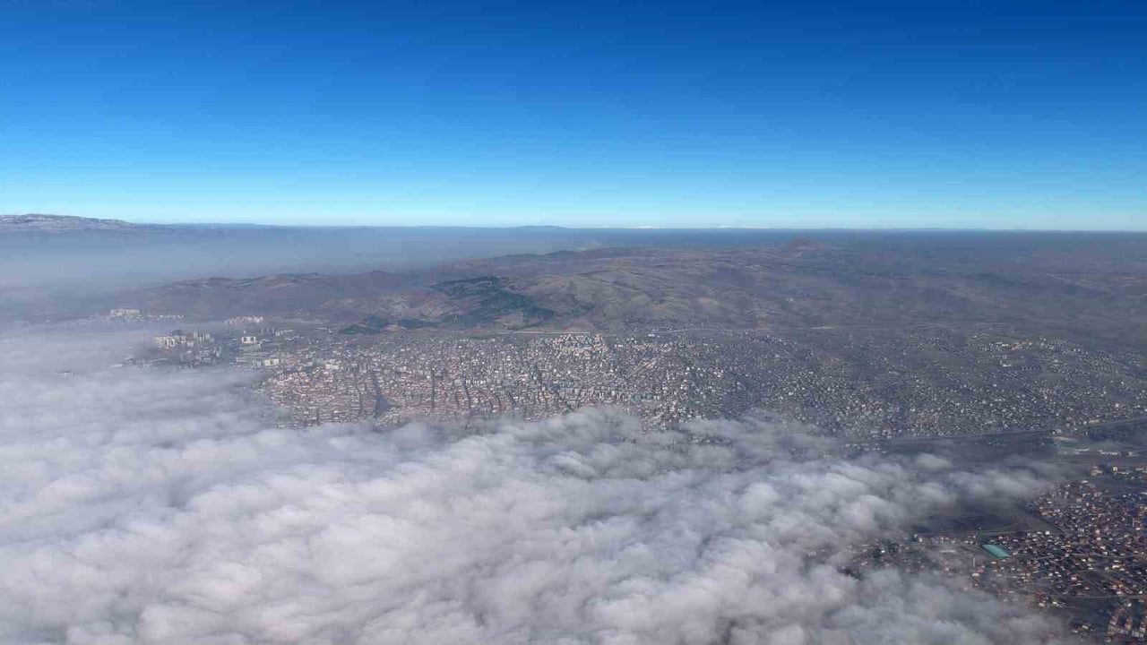 Kırıkkale'de Yoğun Sis: Etkileyici Manzara Dronla Görüntülendi