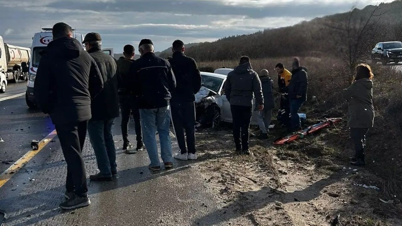 Kırklareli Dereköy Sınır Kapısı yolunda kaza: 5 yaralı