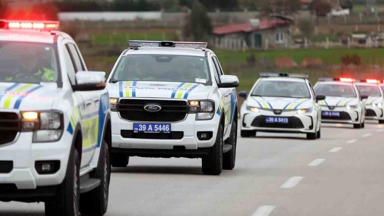 Kırklareli Emniyet Müdürlüğü'ne 64 Yeni Araç Hizmete Girdi