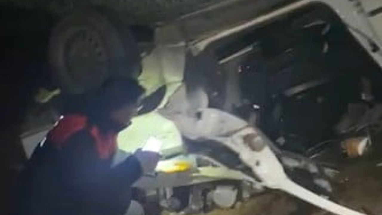 Kırşehir'de Köpekten Kaçarken Otomobil Takla Attı