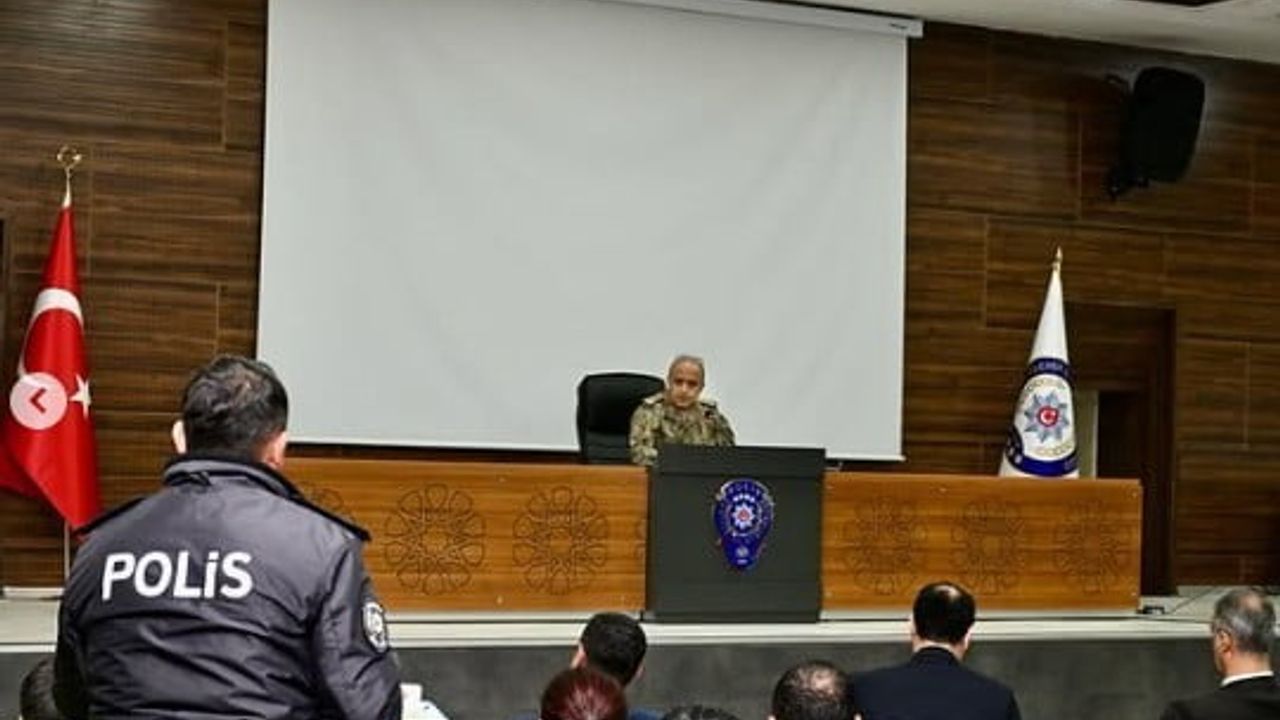 Kırşehir Emniyeti Aylık Güvenlik Değerlendirme Toplantısı