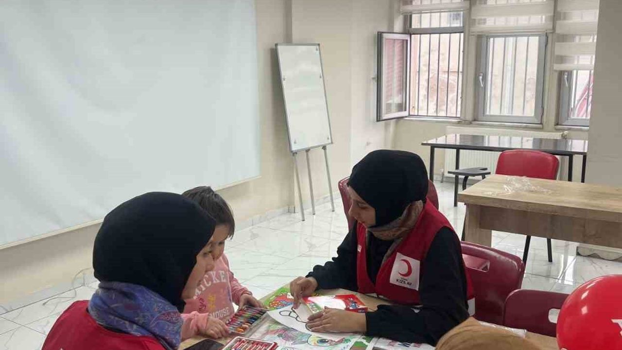 Kızılay Diyarbakır'da Otizmli Çocuklara Unutulmaz Gün
