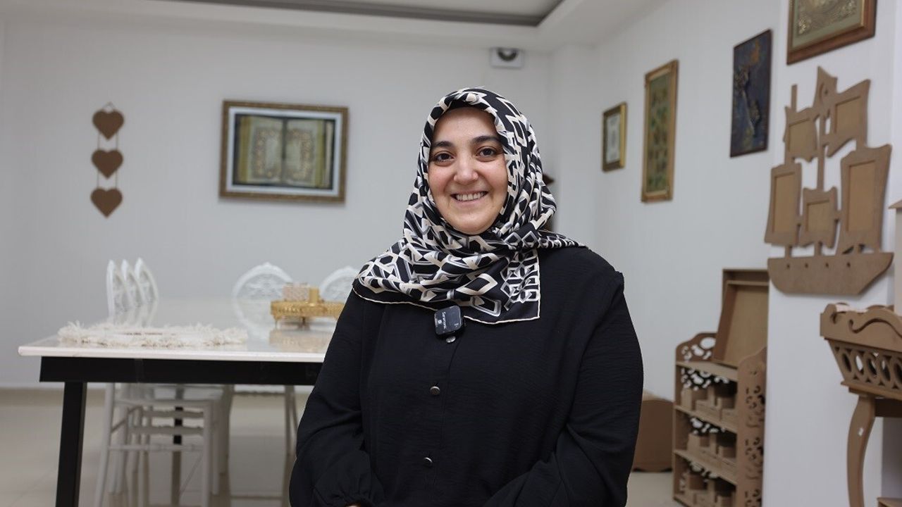 KO-MEK Mezunları 'Nadide Hobi' ile Patron Oldu — Körfez'te Kadın Atölyesi