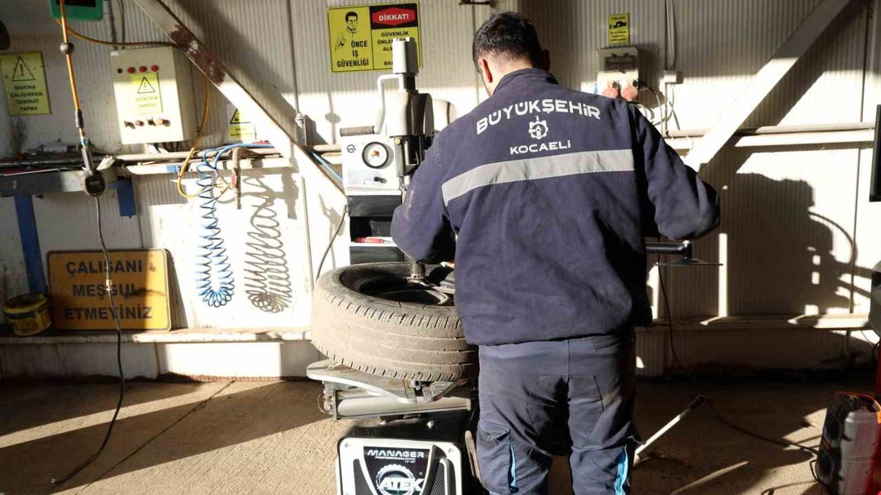 Kocaeli Büyükşehir’in Makine İkmal Atölyesi: 301 Aracın Bakımında Büyük Tasarruf