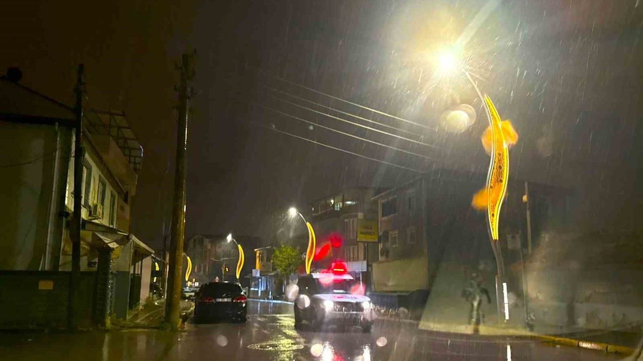 Kocaeli Derince'de 3 Gün Önce Tahliye Olan Şahıs Büfede Adam Vurdu