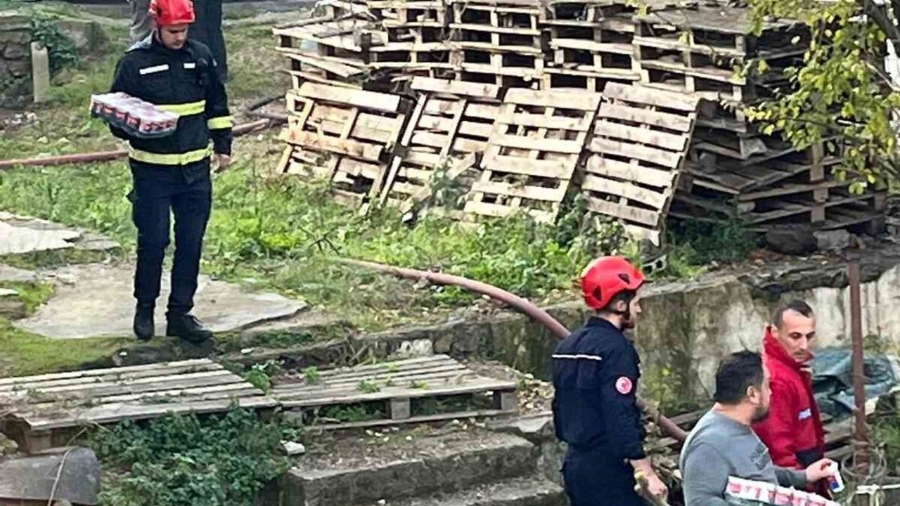 Kocaeli Derince'de Çakmak Doldurma Faciası: 77 Yaşındaki Hamide Gündağ Hastaneye Kaldırıldı