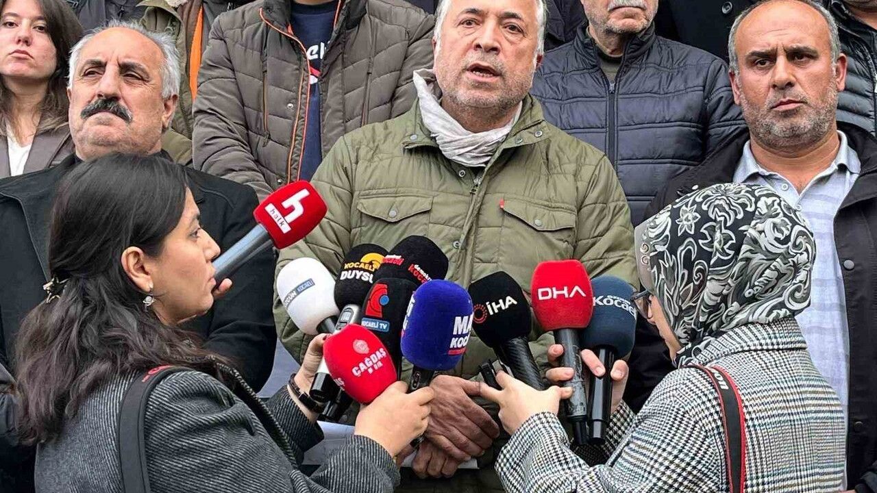 Kocaeli Dilovası Fabrika Yangını: Aileler SGK Önünde Taleplerini Sundu