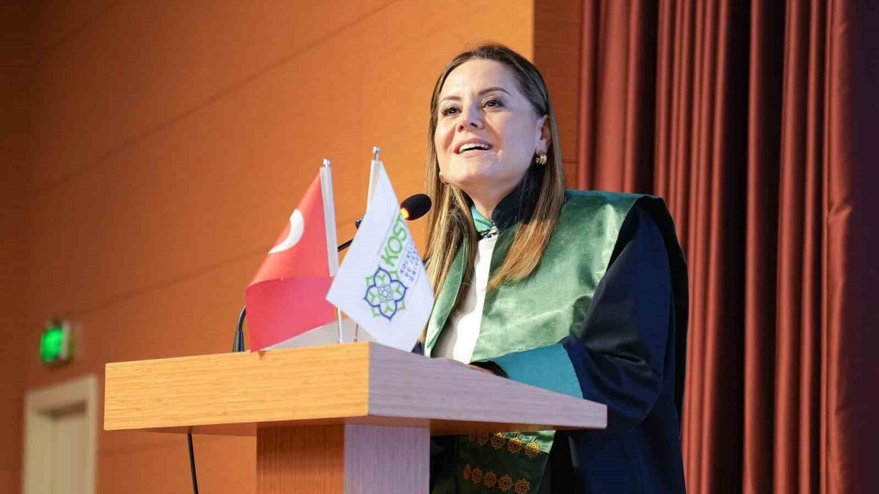 Kocaeli Sağlık ve Teknoloji Üniversitesi'nde Beyaz Önlük Giyme Töreni — Fizyoterapi, Hemşirelik, Ebelik