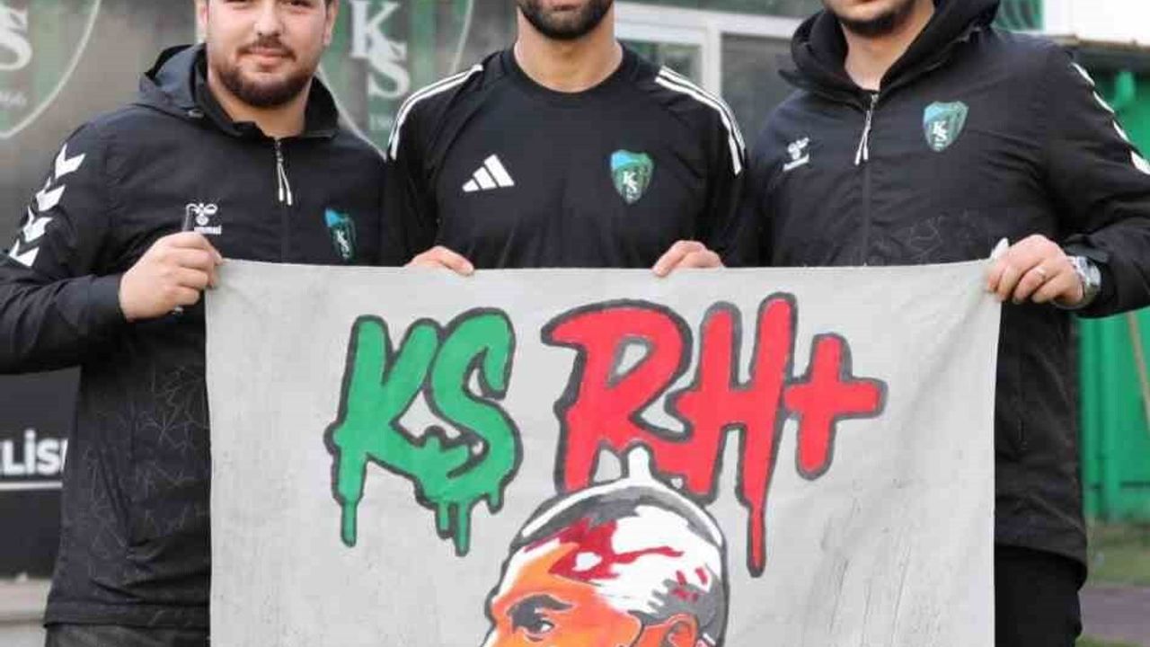 Kocaelispor Taraftarından Serdar Dursun'a Derbi Tepkisi