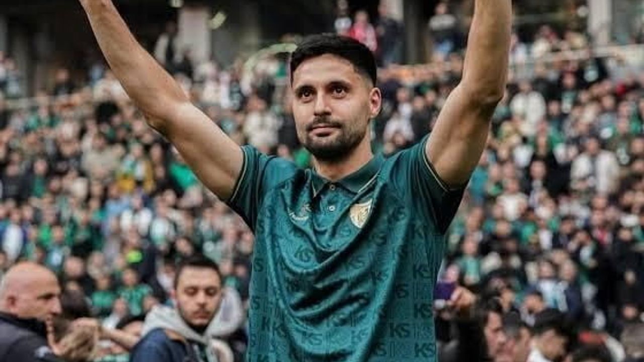 Kocaelispor, Tarkan Serbest ile yollarını ayırdı