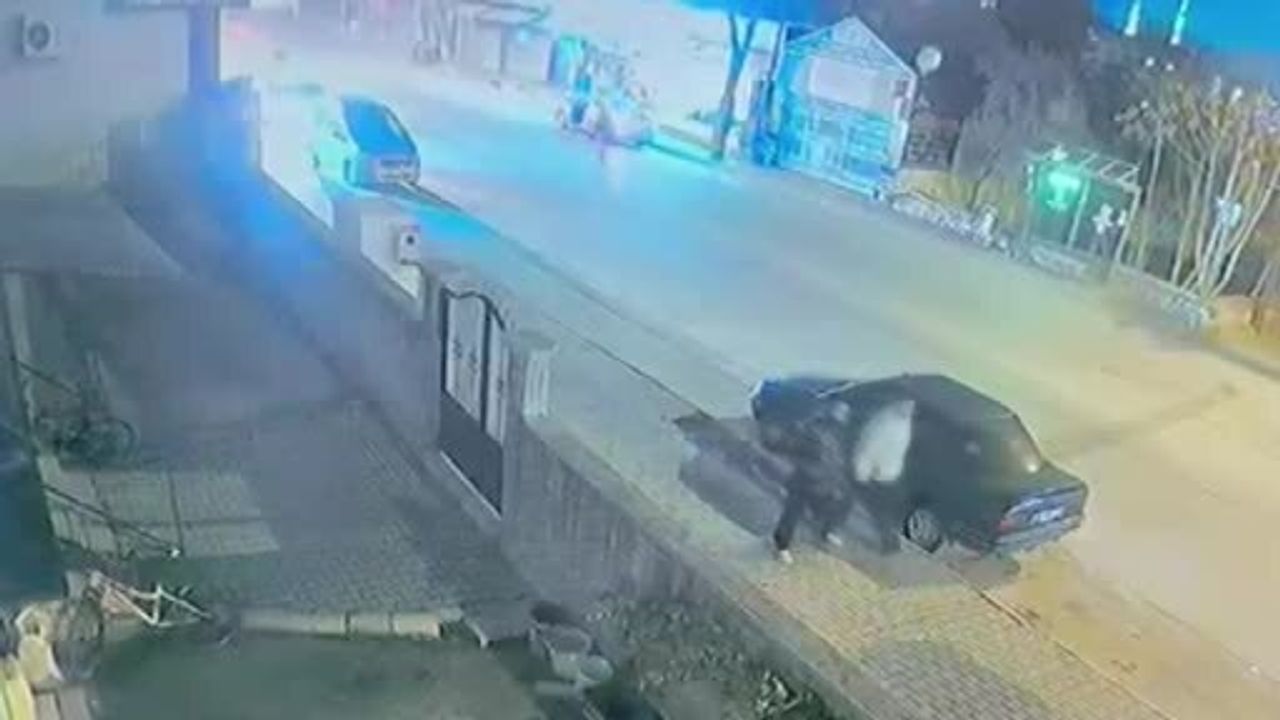 Konya'da Motosiklet Çarpması: 15 Yaşındaki Çocuk Yaralandı — Kaza Kamerada