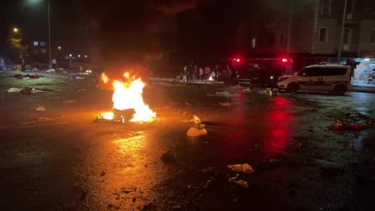 Konya'da 'Şivlilik' Geleneği Fener Alayıyla Başladı