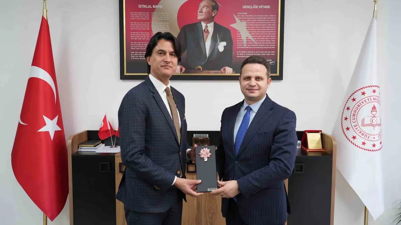 Köyceğiz'de Eğitim İncelemesi: İl Milli Eğitim Müdürü Emre Çay Sahada