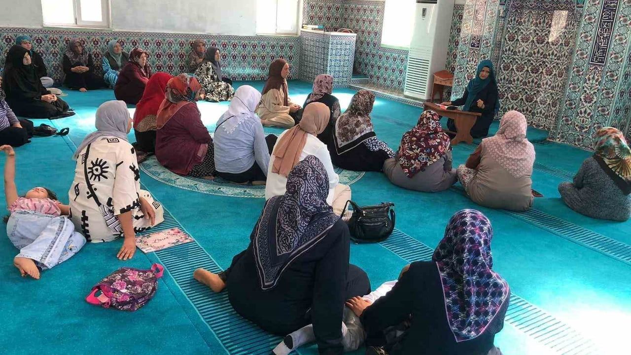 Köyceğiz'de Kadınlara Özel Regaib Kandili Programı