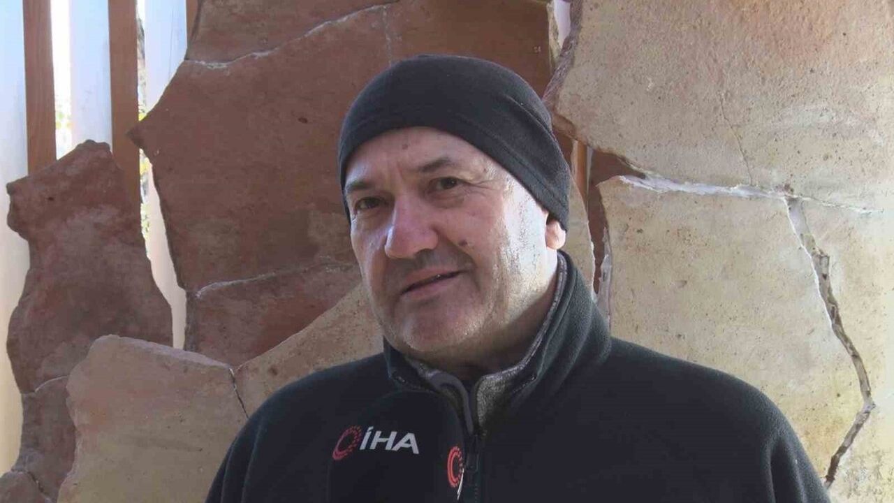 Kültepe'de 4 bin 500 Yıllık Kurutulmuş Meyveler: Elma, Üzüm ve Kızılcık