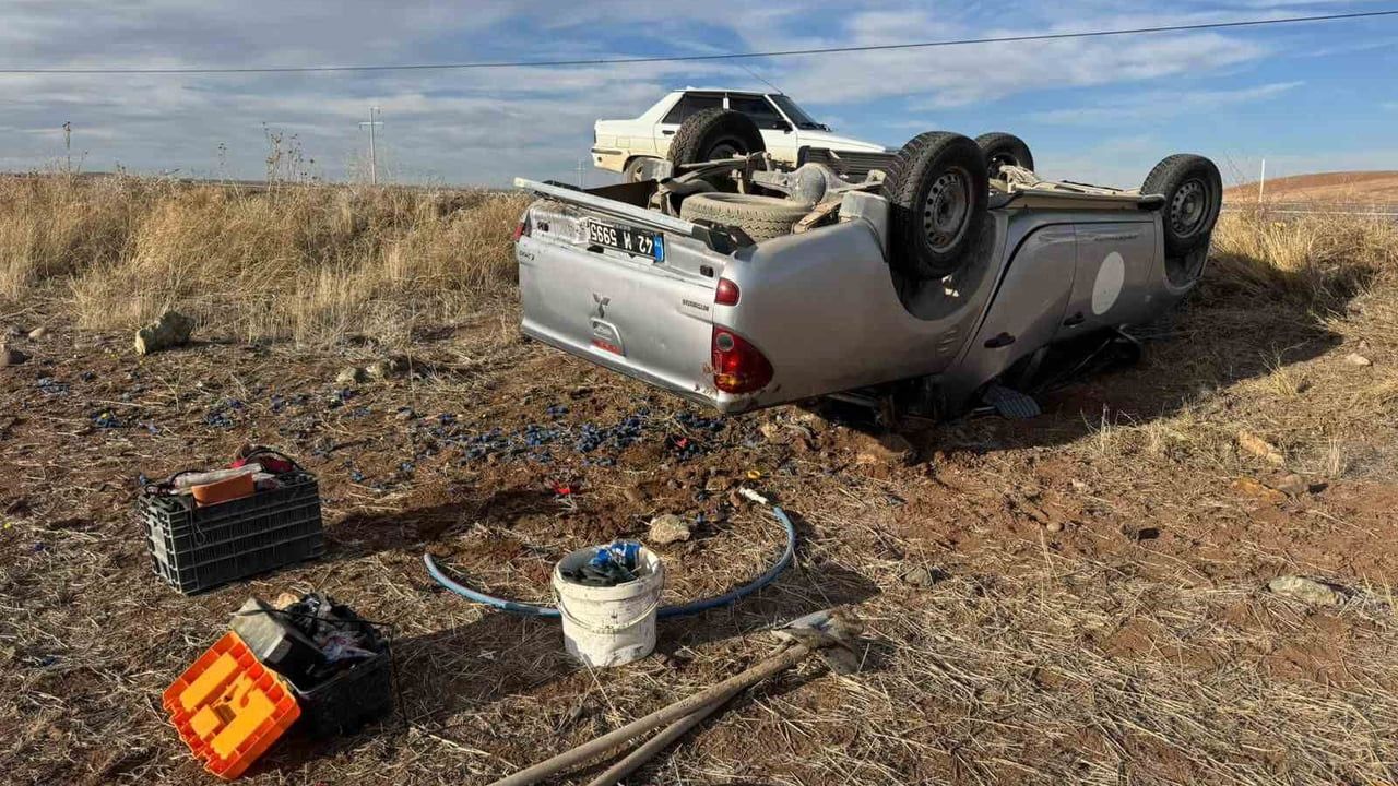 Kulu'da Belediye Kamyoneti Takla Attı: 3 Personel Yaralandı
