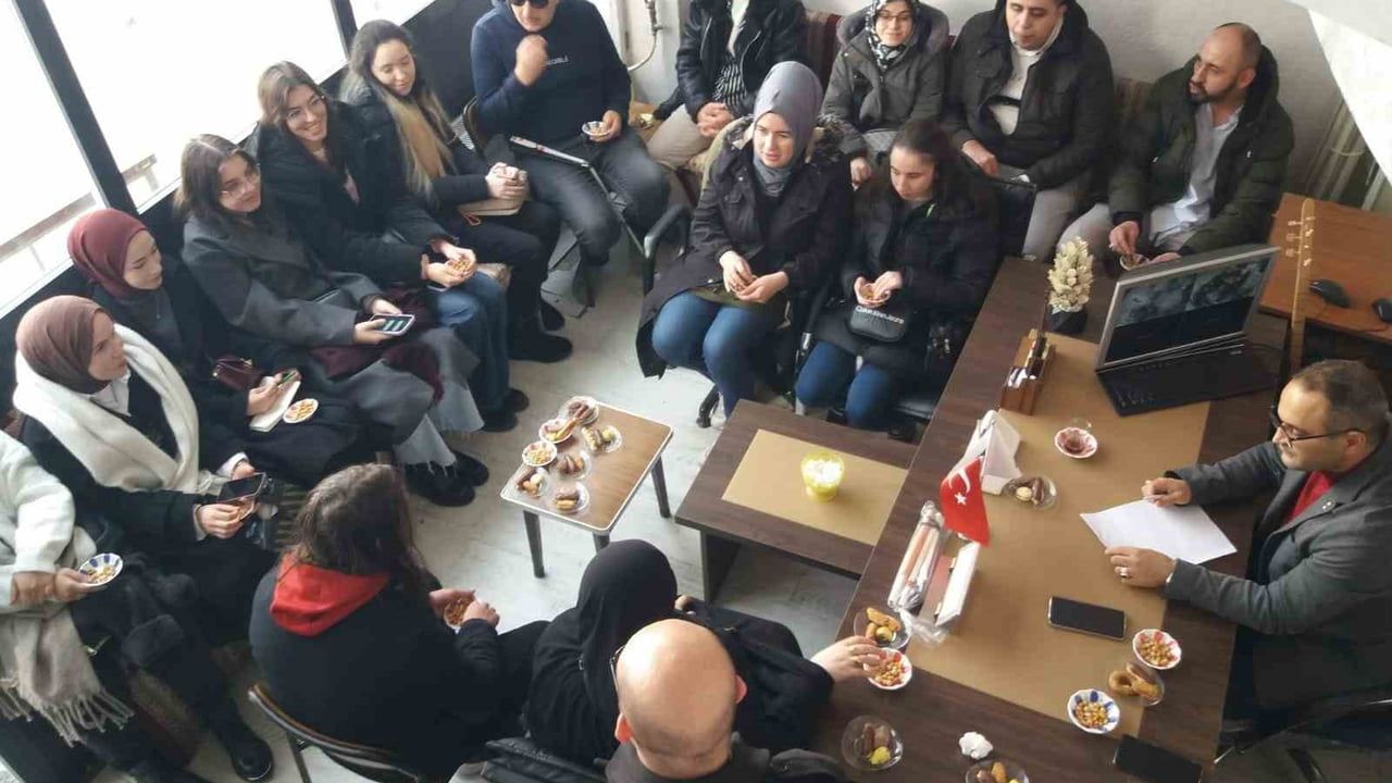 Kütahya'da Altı Nokta Körler Gençlik Meclisi Proje Toplantısı