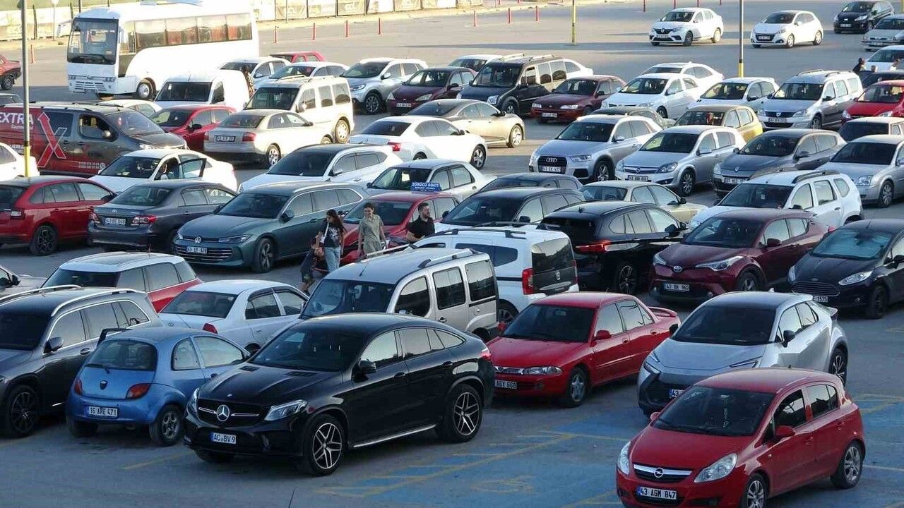 Kütahya’da Araç Sayısı Rekora Ulaştı — Trafiğe Kayıtlı 280.629