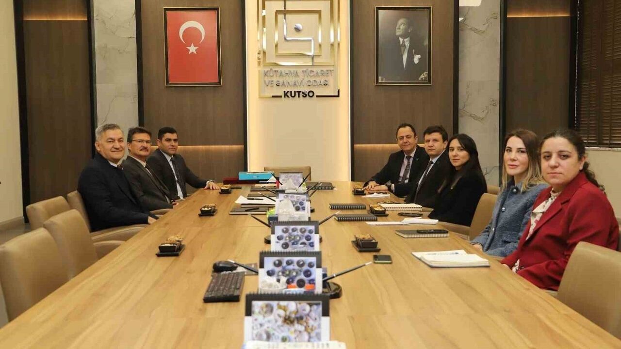 Kütahya'da Mesleki Eğitime Odaklı KÜTSO ve İl Milli Eğitim İstişaresi