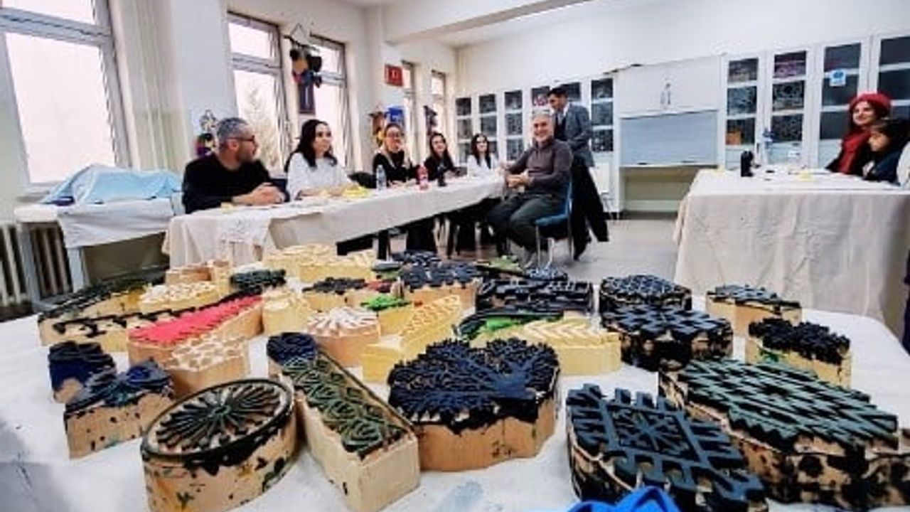 Kütahya'da Öğretmenler ÖRAV Eğitim Şenliğinde Buluştu