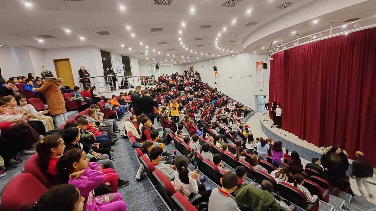 Kütahya'da 'Ormanın Şifresi' Öğrencilerle Buluştu