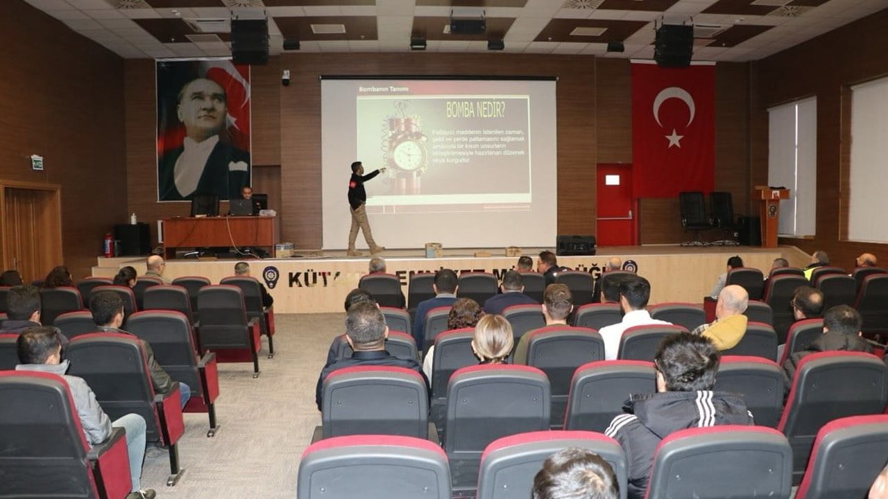Kütahya Emniyeti'nde 'İntihar Saldırıları' Tespiti Semineri
