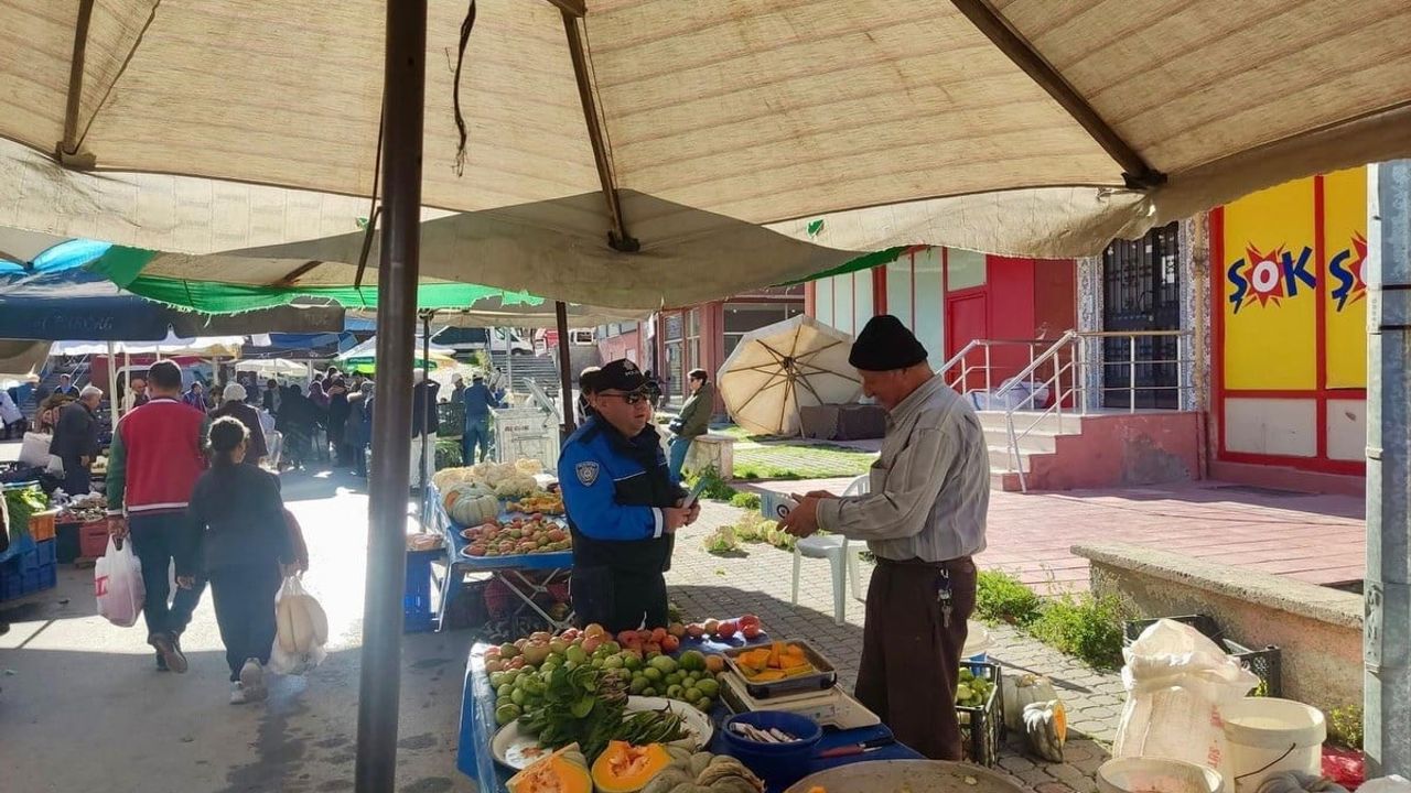 Kütahya Emniyeti Semt Pazarlarında Güvenlik Uyarısı: Dolandırıcılığa Dikkat