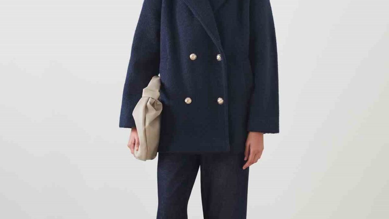 LC Waikiki'den Kadife ve Kaşe Kabanlarla Sonbahar-Kış Trendleri