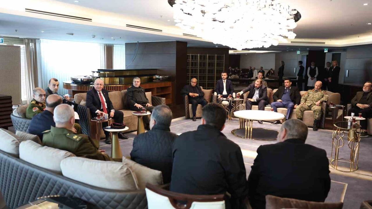 Libya heyeti aileleri Ankara'da: Uçak kazasında ölenler için taziye