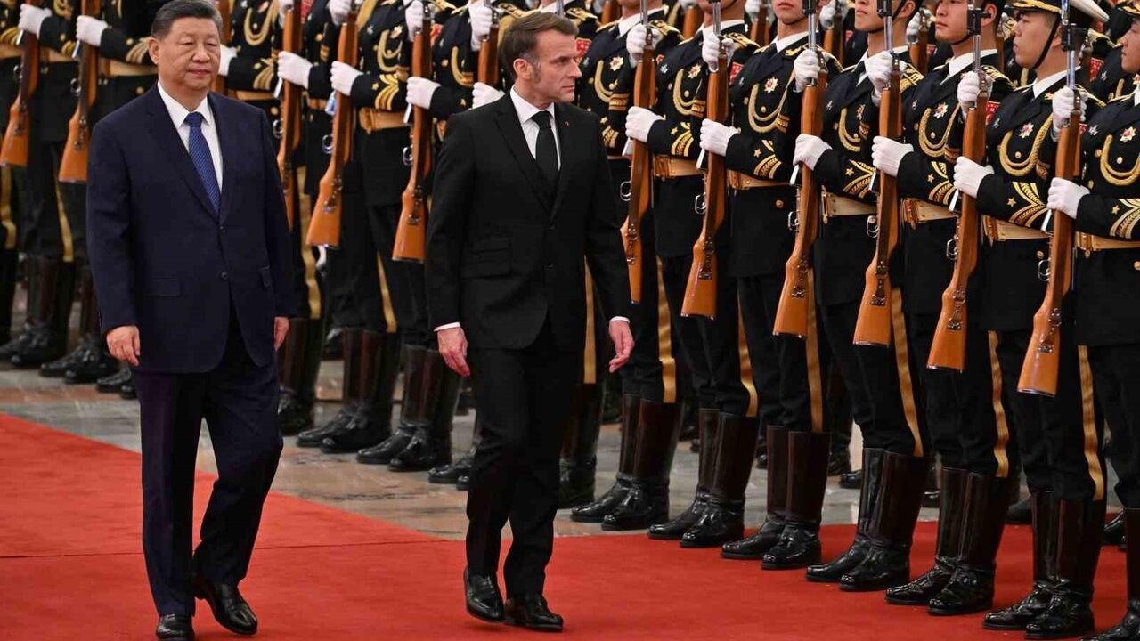 Macron’dan Xi’ye çağrı: Çin ve Fransa dengeli bir ekonomik idari sistem kurmalı