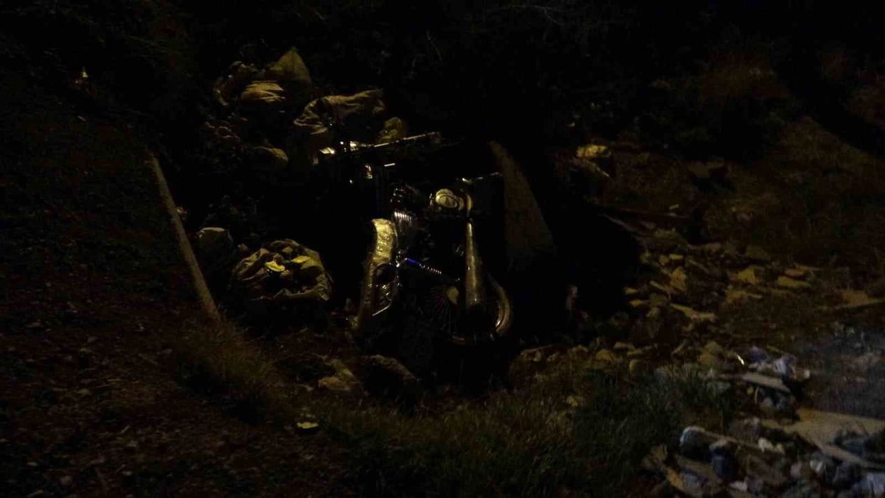 Malatya'da 'dur' ihtarına uymayan motosikletli kovalamaca sonrası kaza: sürücü yaralandı