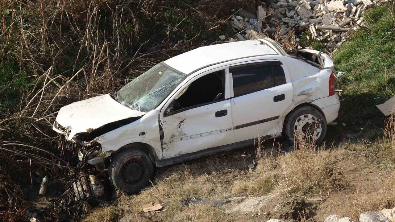 Malatya'da Köprüden Uçan Otomobil: 1 Ölü, 2 Yaralı