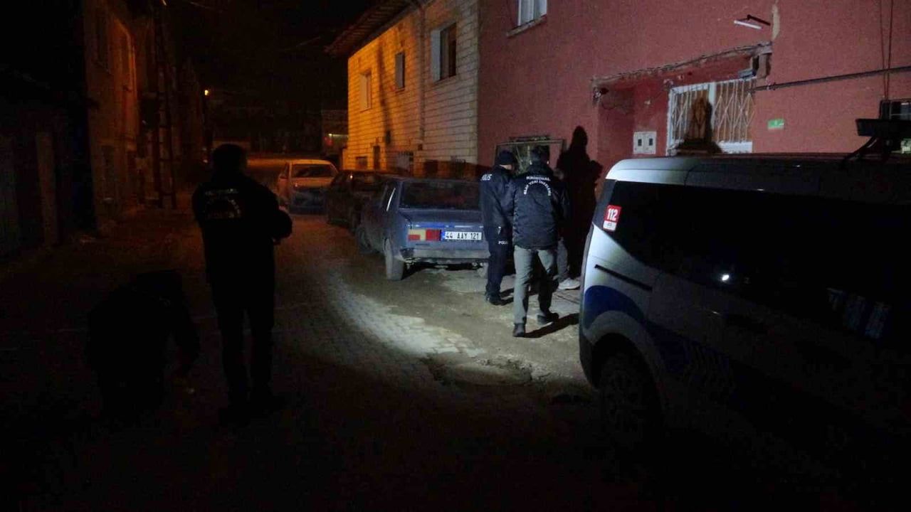 Malatya'da tüplü şofbenden karbonmonoksit zehirlenmesi: 21 yaşındaki genç hastaneye kaldırıldı