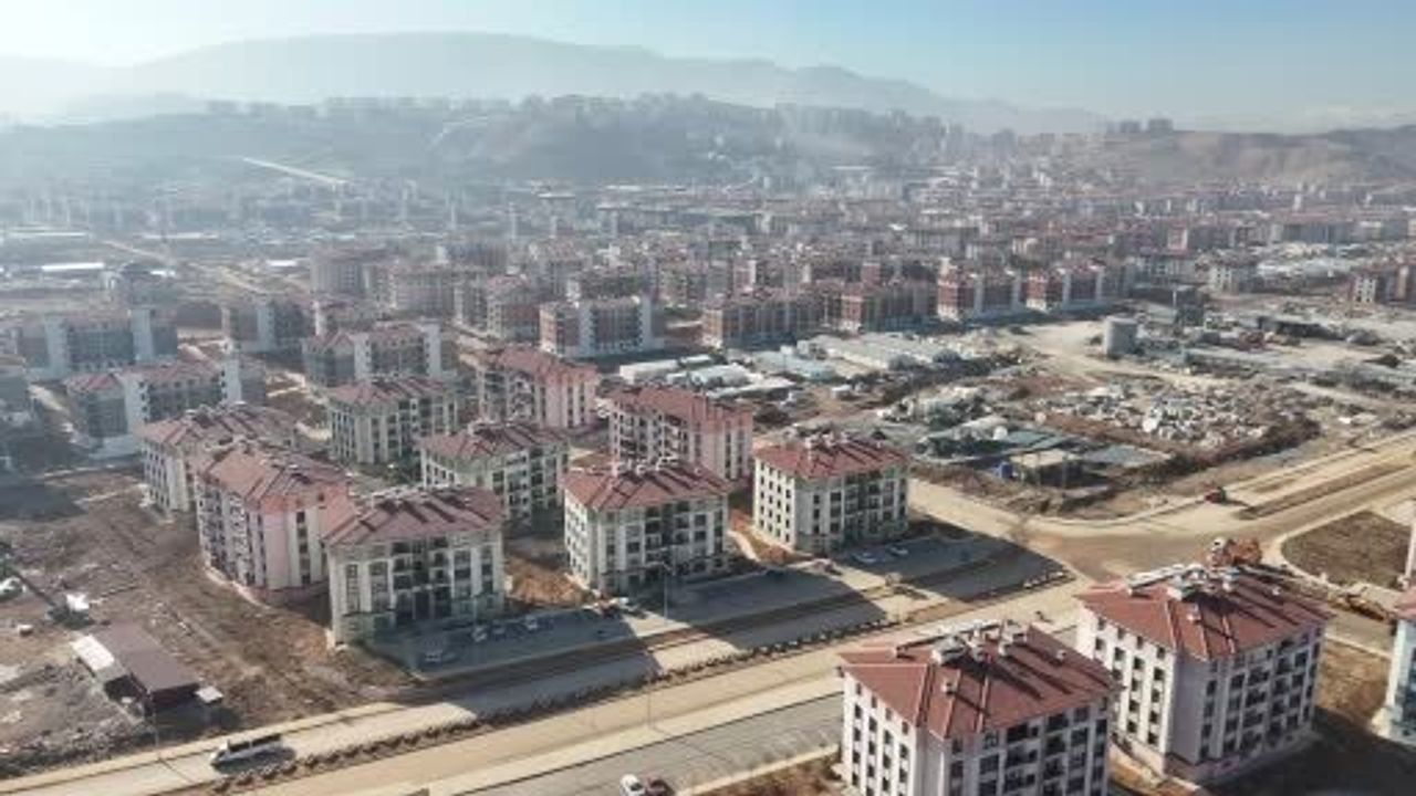 Malatya İkizce TOKİ: Türkiye'nin En Büyük Şantiyesi Tamamlanmaya Yakın