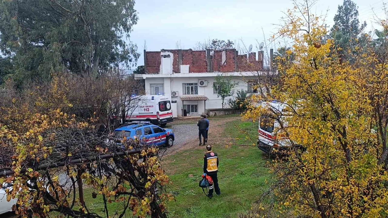 Manavgat'ta Silahlı Saldırı: Baba ve Yenge Ağır Yaralandı