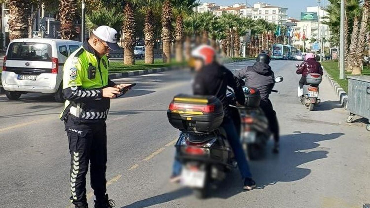 Manisa'da Bir Haftada 7 bin 867 Trafik Cezası: Hız, Park ve Kask İhlalleri Önde