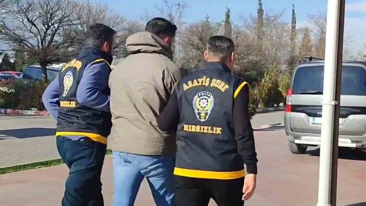 Manisa Turgutlu'da İş Yeri Hırsızlığı: 5 Kişi Tutuklandı