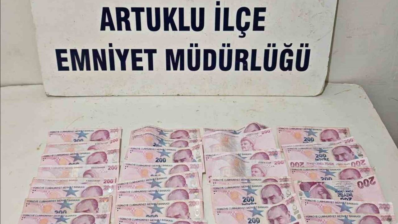 Mardin'de kaybolan banka kartından 7 bin 400 TL çeken 2 şüpheli yakalandı