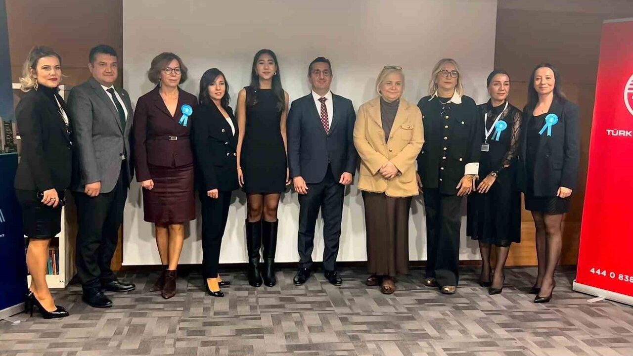 Medicana ve TEV'den 'Meslektaşımı Okutuyorum' ile tıp öğrencilerine burs