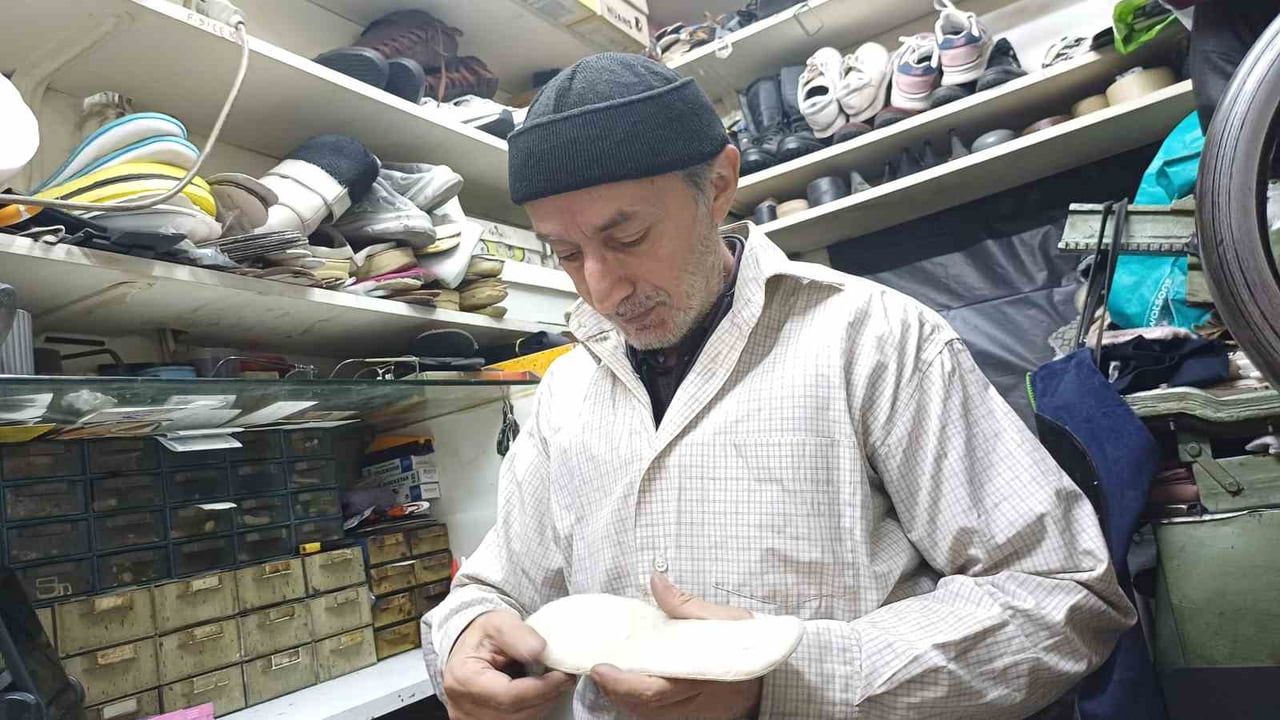 Mehmet Uzboyalı'dan Kışlık Ayakkabı ve Ayakları Sıcak Tutma Önerileri