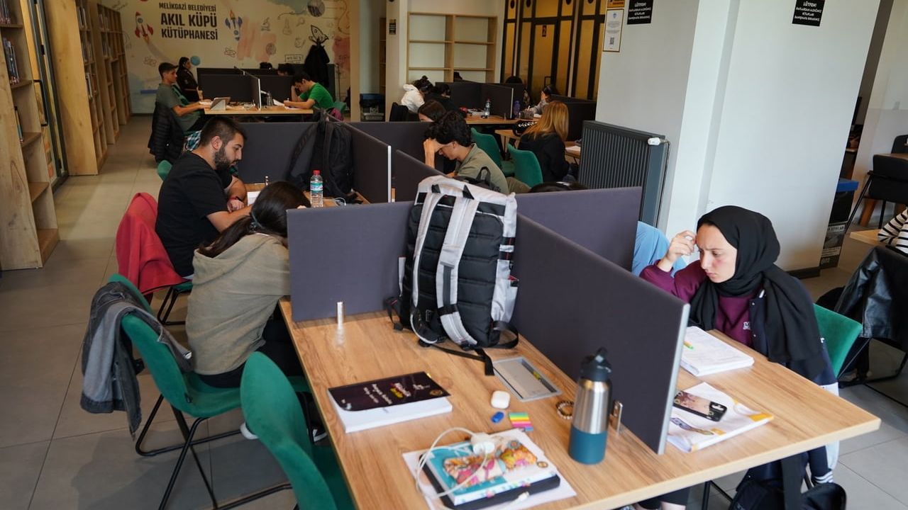 Melikgazi Akıl Küpü Kütüphaneleri: 18 Kütüphane, Yaklaşık 73 Bin Üye