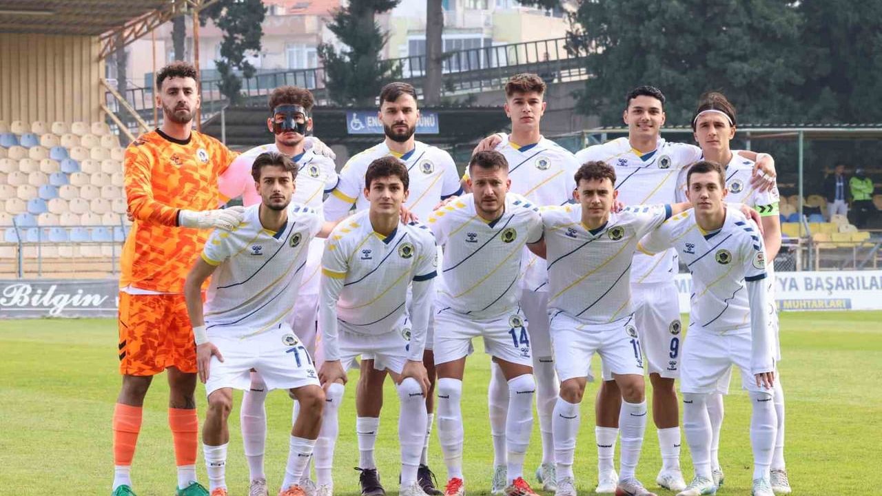 Menemen FK Play-off Hattının 2 Puan Gerisinde