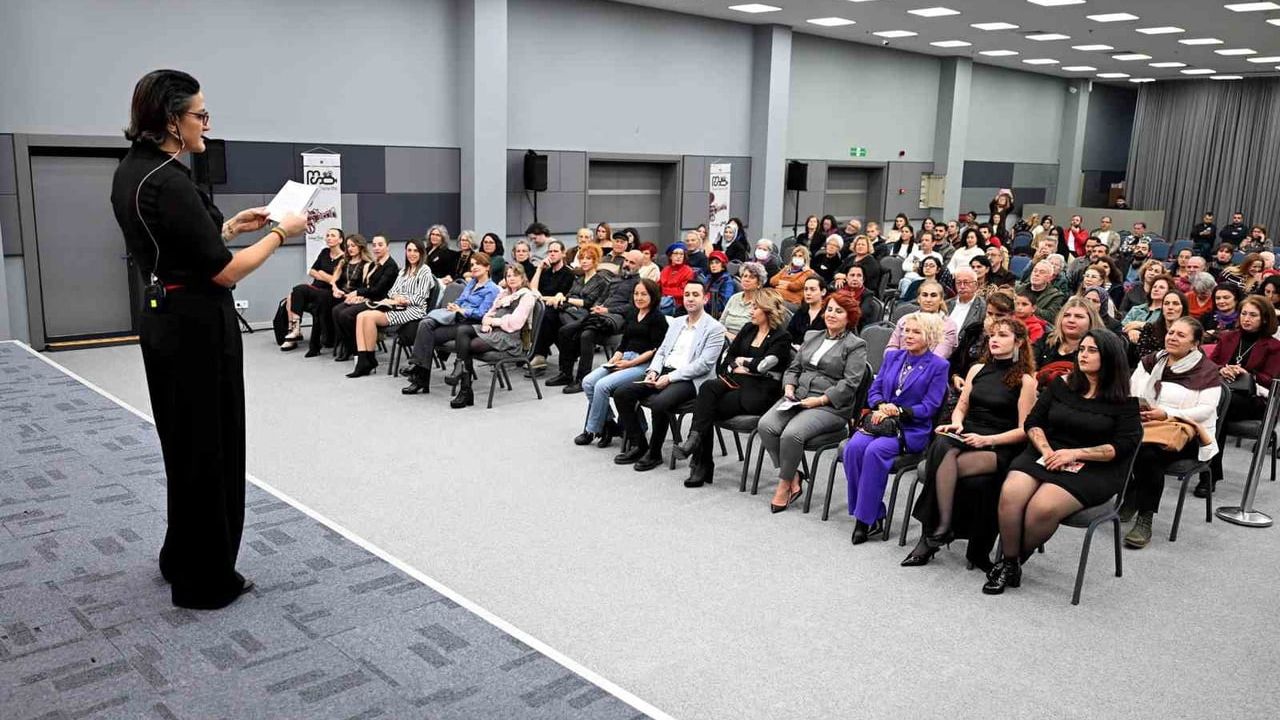 Mersin'de 28. Uçan Süpürge Kadın Filmleri Festivali İkinci Kez Açıldı