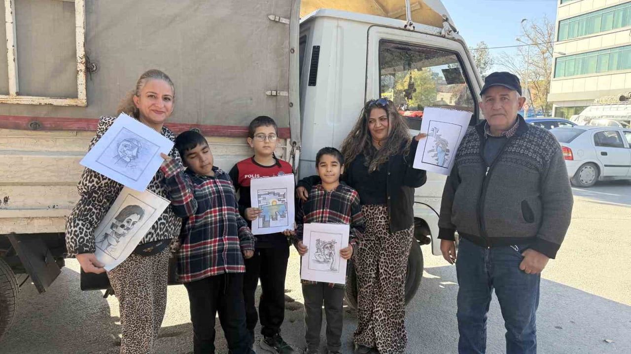 Mersin'de Nakliyatçı Hüseyin Çakır'ın Resimleri Ressamları Aratmıyor