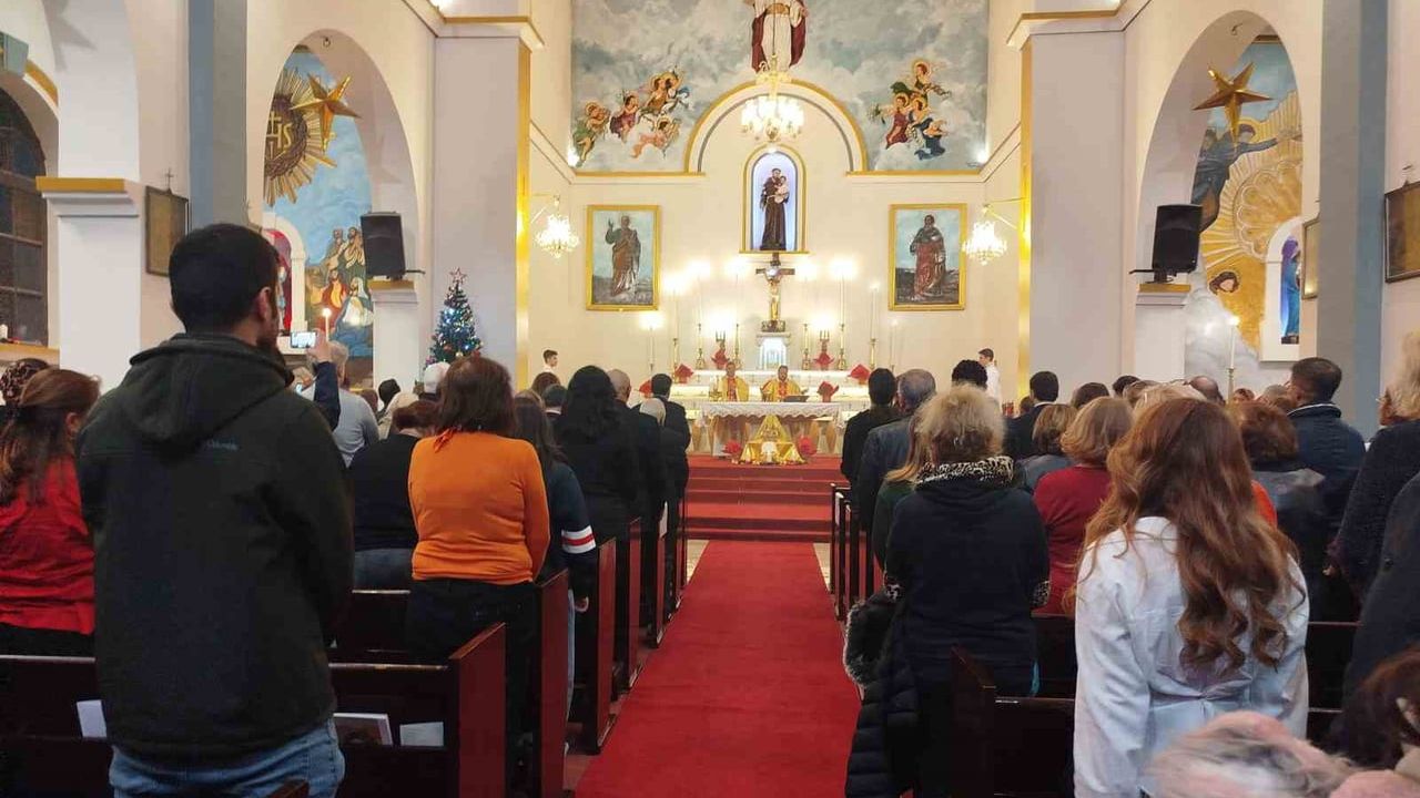 Mersin'de Rum Ortodoks Kilisesi'nde Noel Ayini