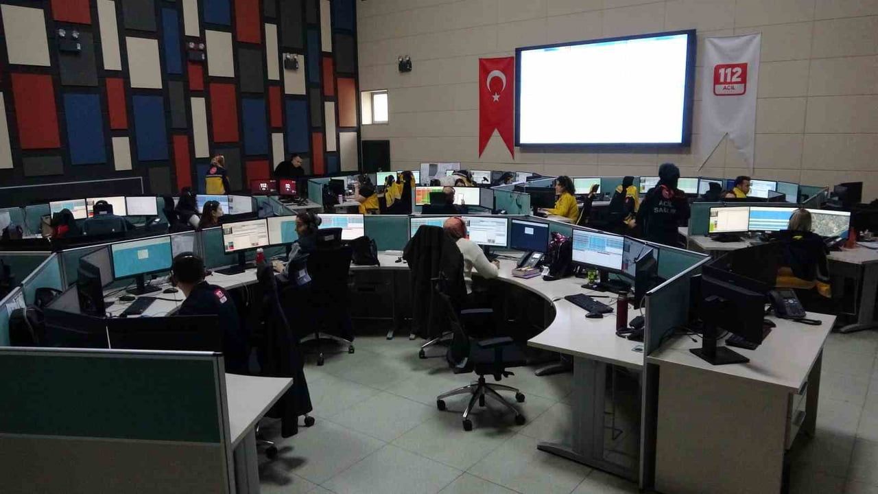 Mersin'de Yılbaşı Tedbirleri: 12 bin 216 güvenlik personeli görevde