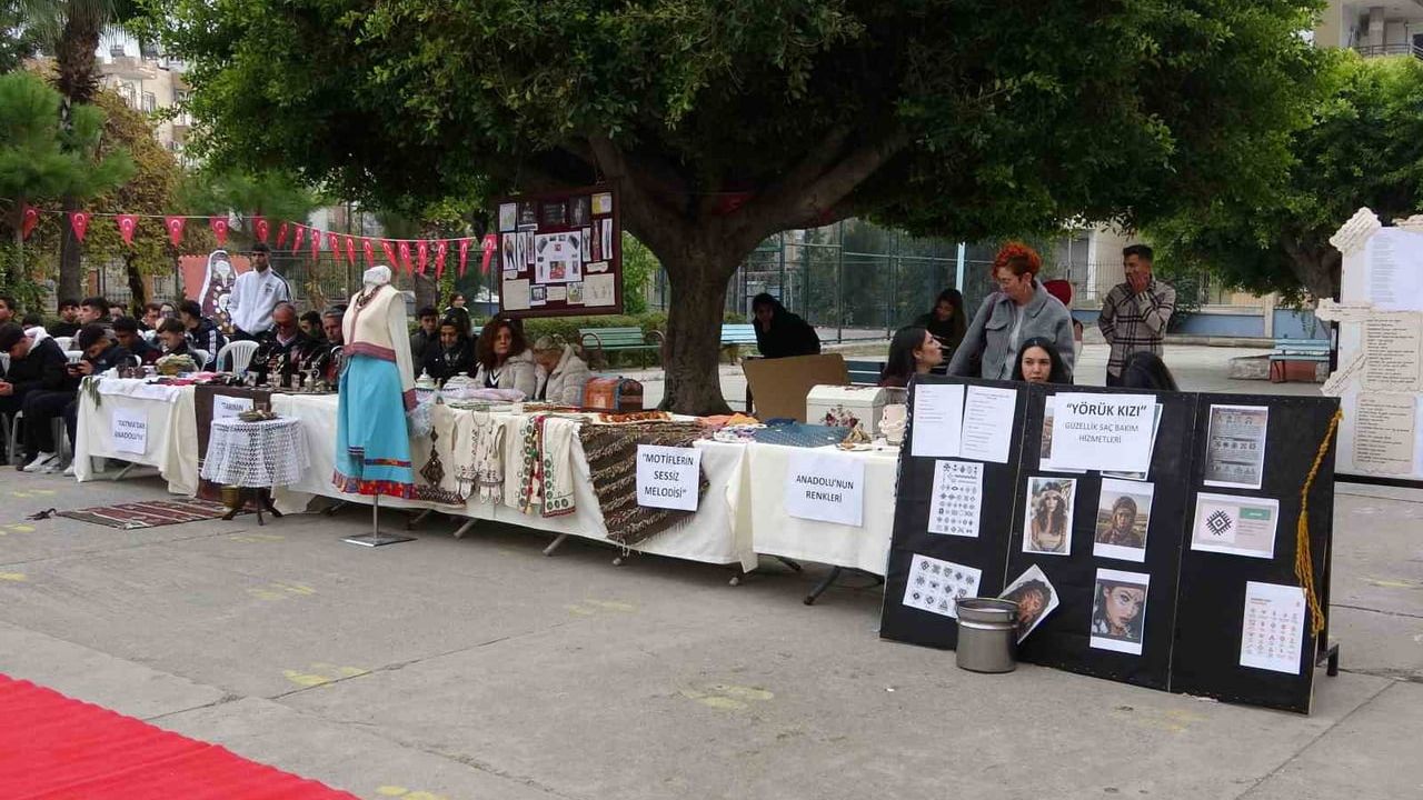 Mersin’de 'Yörük Göçer Kültür Kalır' Şöleni: Yörük Geleneği Sahnelendi