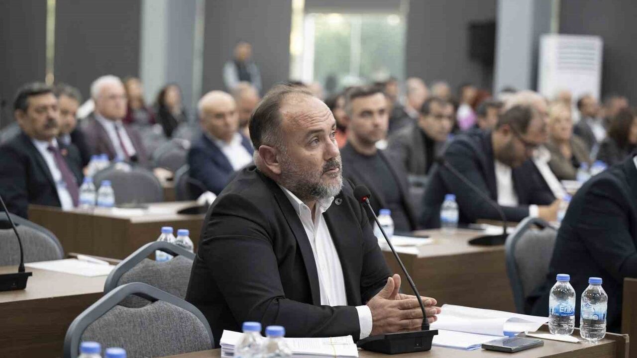 Mersin Meclisi'nde 20 Madde Görüşüldü: Tarımsal Destek, Silifke Açılışları ve 7. Mersin Maratonu